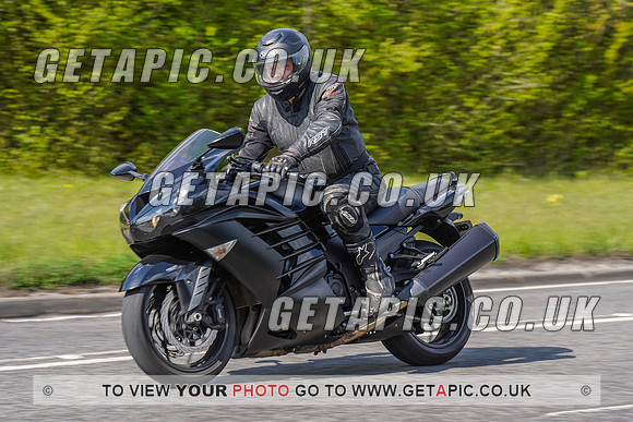 RS2204_12524