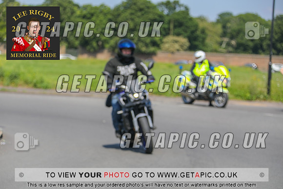 GP2405-4558_LOGO_ON_PHOTO