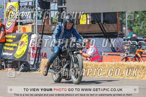 GP2508-4559_LOGO_ON_PHOTO