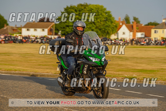 RS2207_9122