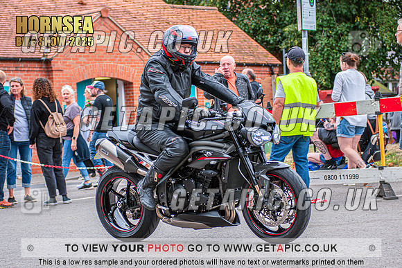 TW2508-4611_LOGO_ON_PHOTO