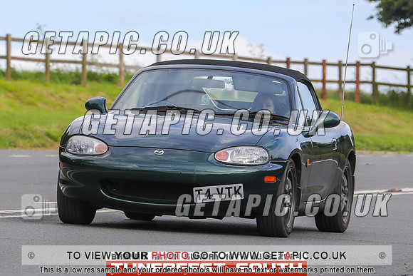GP2406-13267-C_LOGO_ON_PHOTO