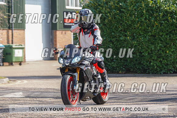 RS2203_6071