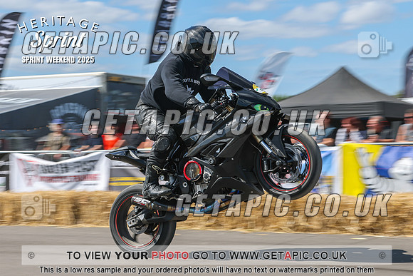 GP2508-5663-C_LOGO_ON_PHOTO