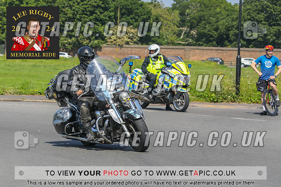 GP2405-4553-C_LOGO_ON_PHOTO