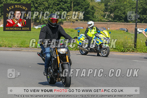 GP2405-4563-C_LOGO_ON_PHOTO