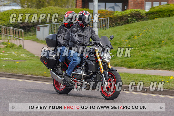 RS2204_5517