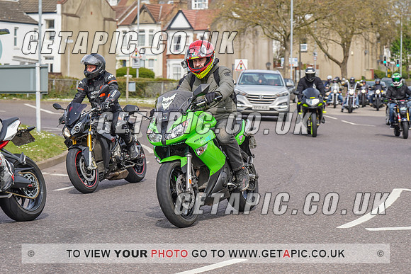 RS2204_5542