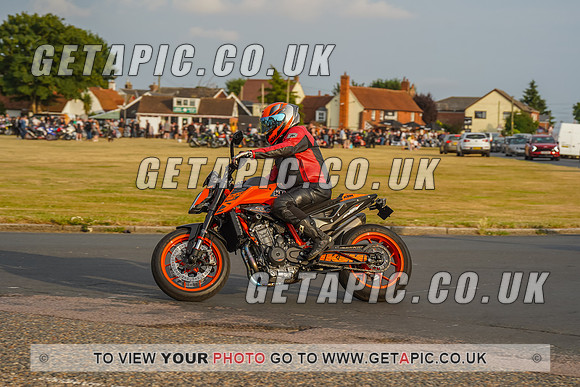 RS2207_8861