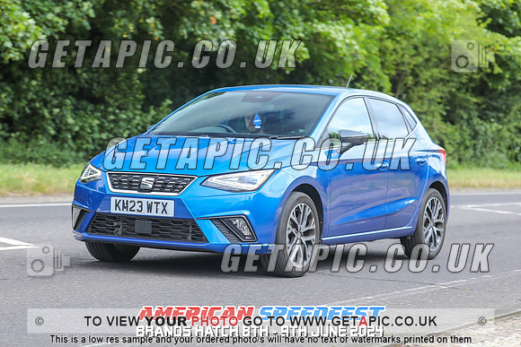 GP2406-6177-C_LOGO_ON_PHOTO