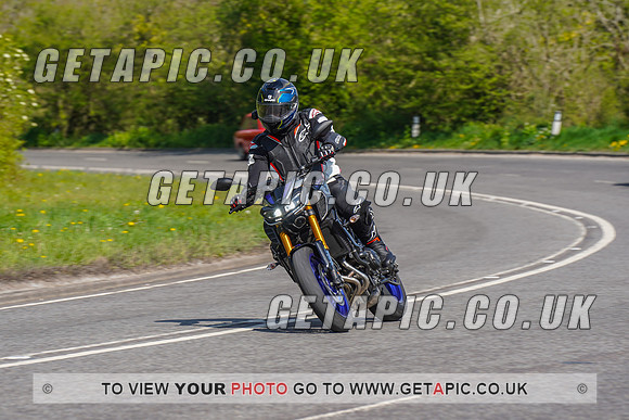 RS2204_11592