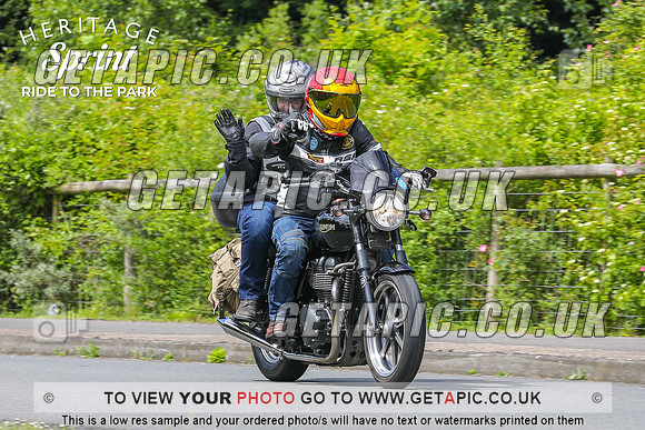 GP2406-1404-C_LOGO_ON_PHOTO