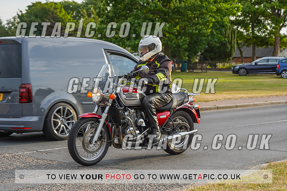 RS2207_8747