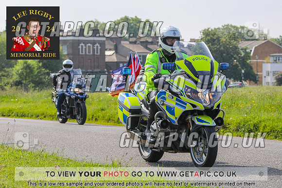 GP2405-3532-C_LOGO_ON_PHOTO