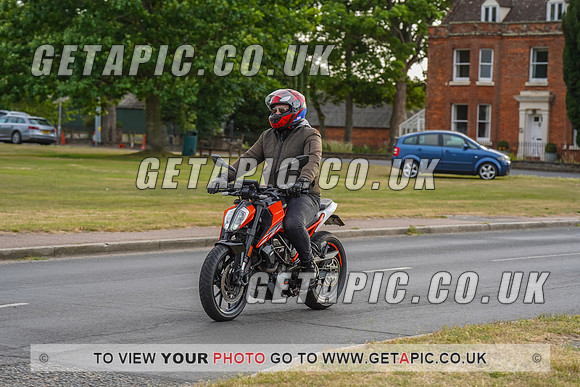RS2207_8466