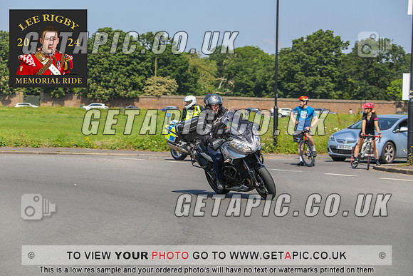 GP2405-4574_LOGO_ON_PHOTO