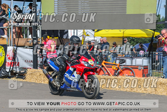 GP2508-3291_LOGO_ON_PHOTO